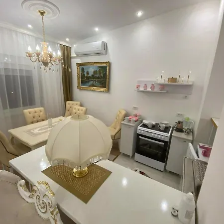 Royal Lela Apartament *